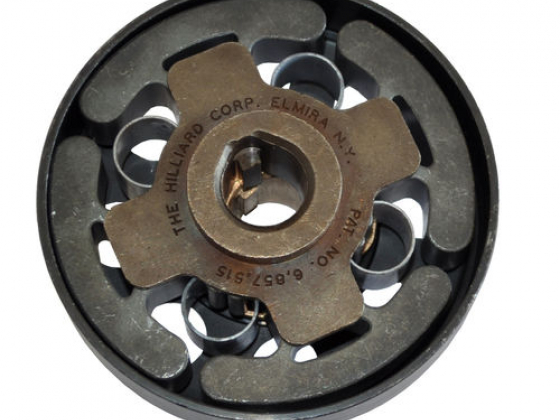 Centrifugal clutch 